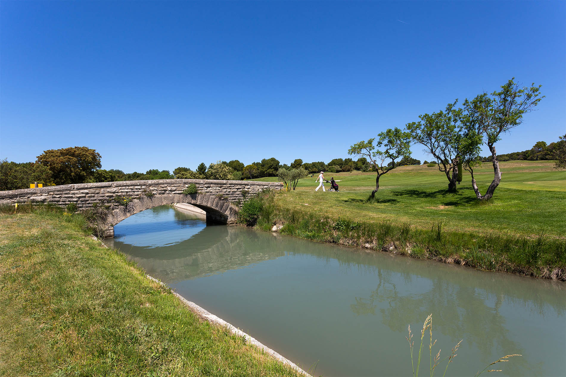 Isle sur la Sorgue 2p 2