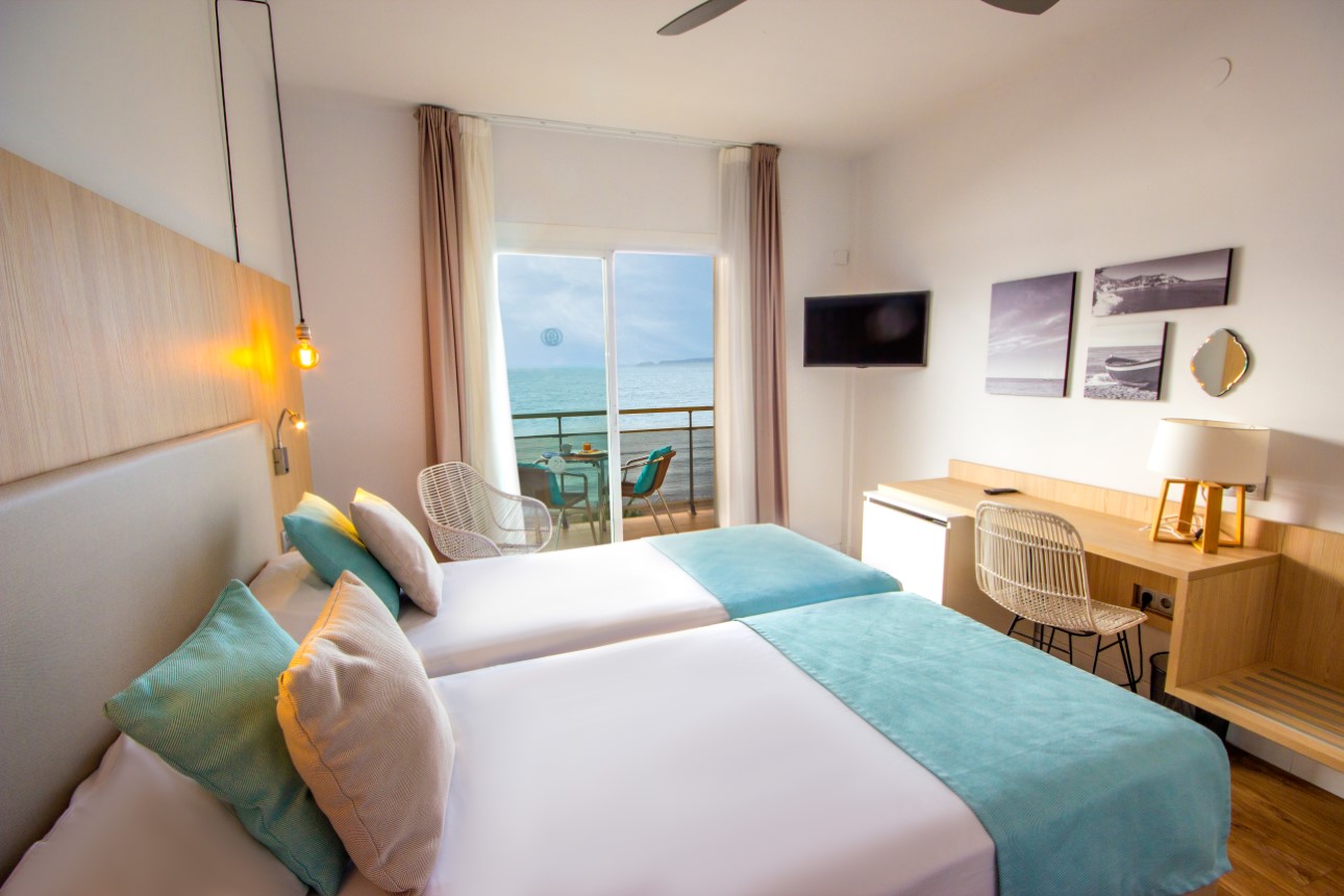 Hotel Monterrey Roses Double R Sea View