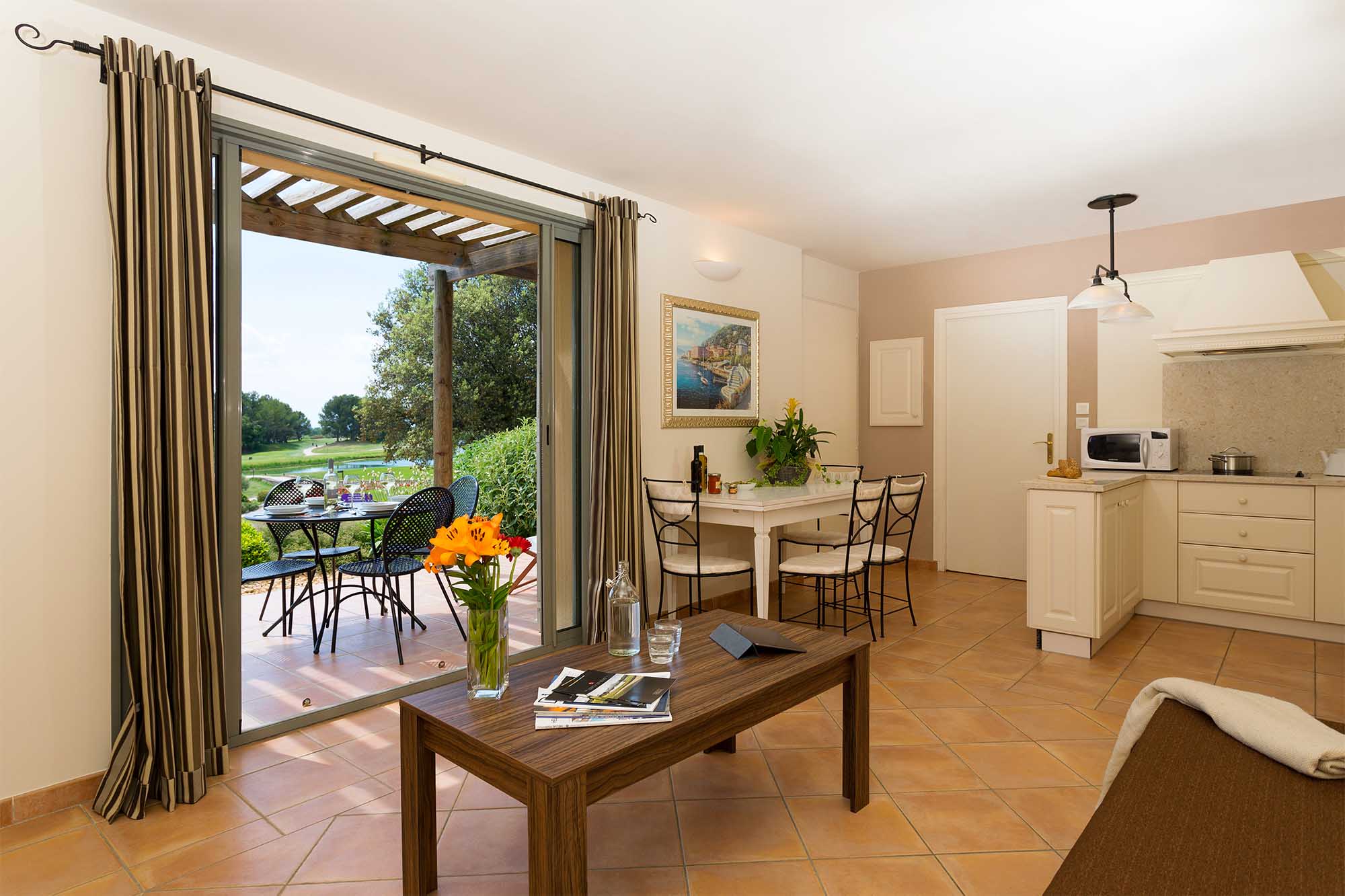 Domaine de Provence Country Club 3p7p VG