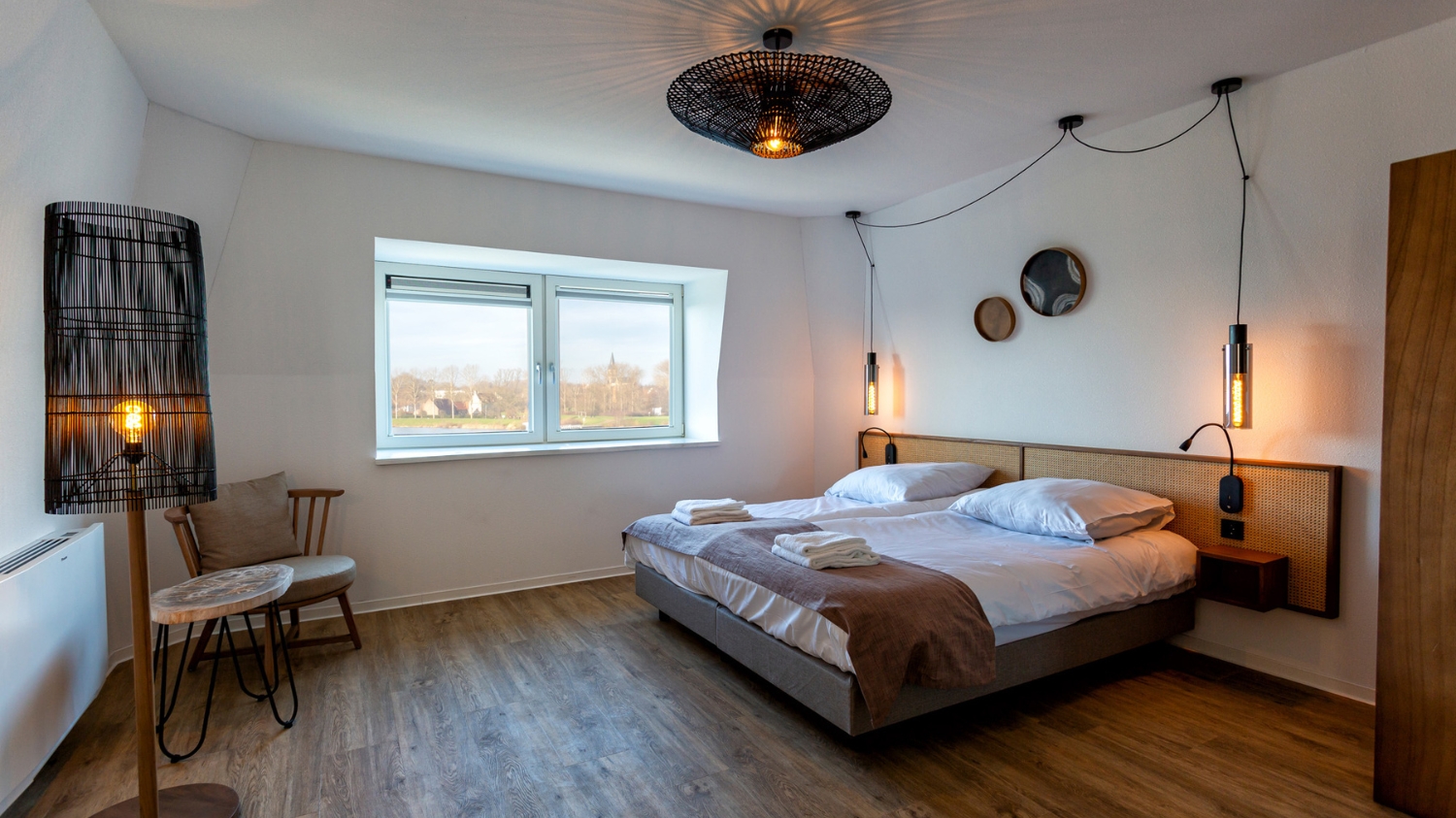 Lake View Penthouse 4p, Thorn