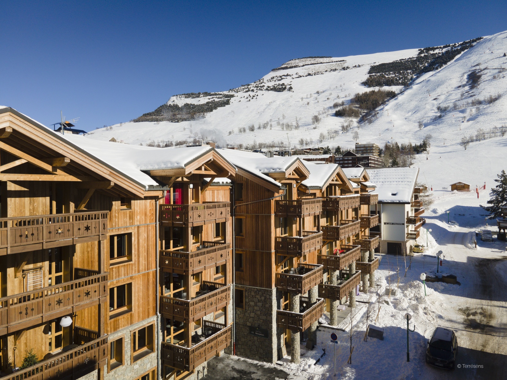 Neige et Soleil TS 3p8 Cabin Std A38S