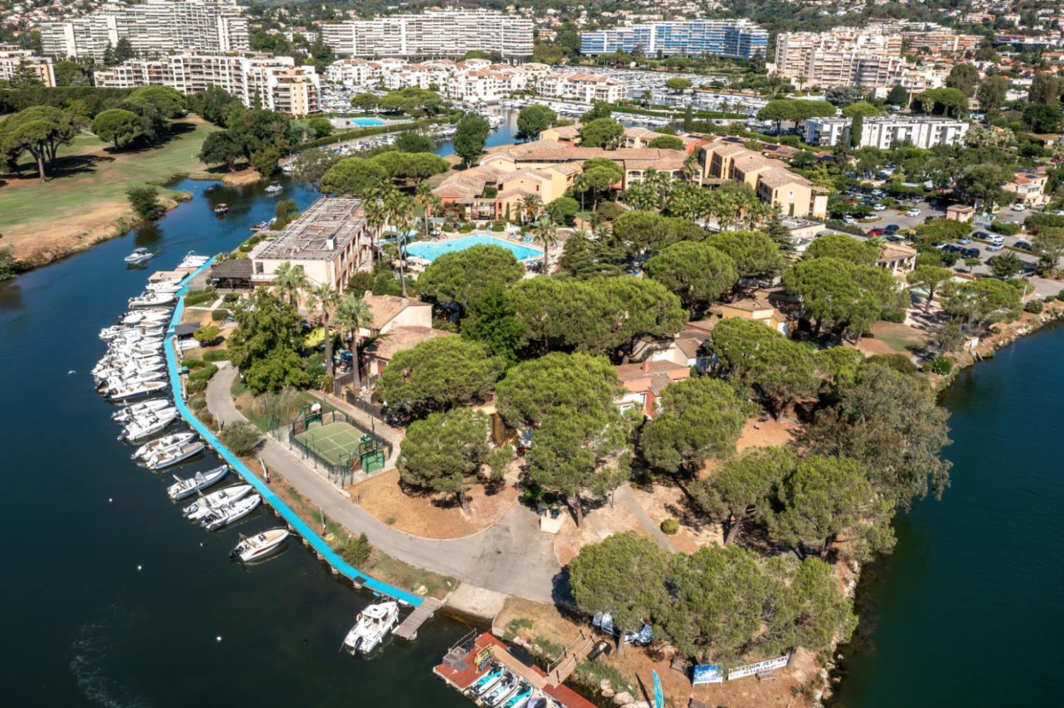 Cannes Mandelieu S4p NR