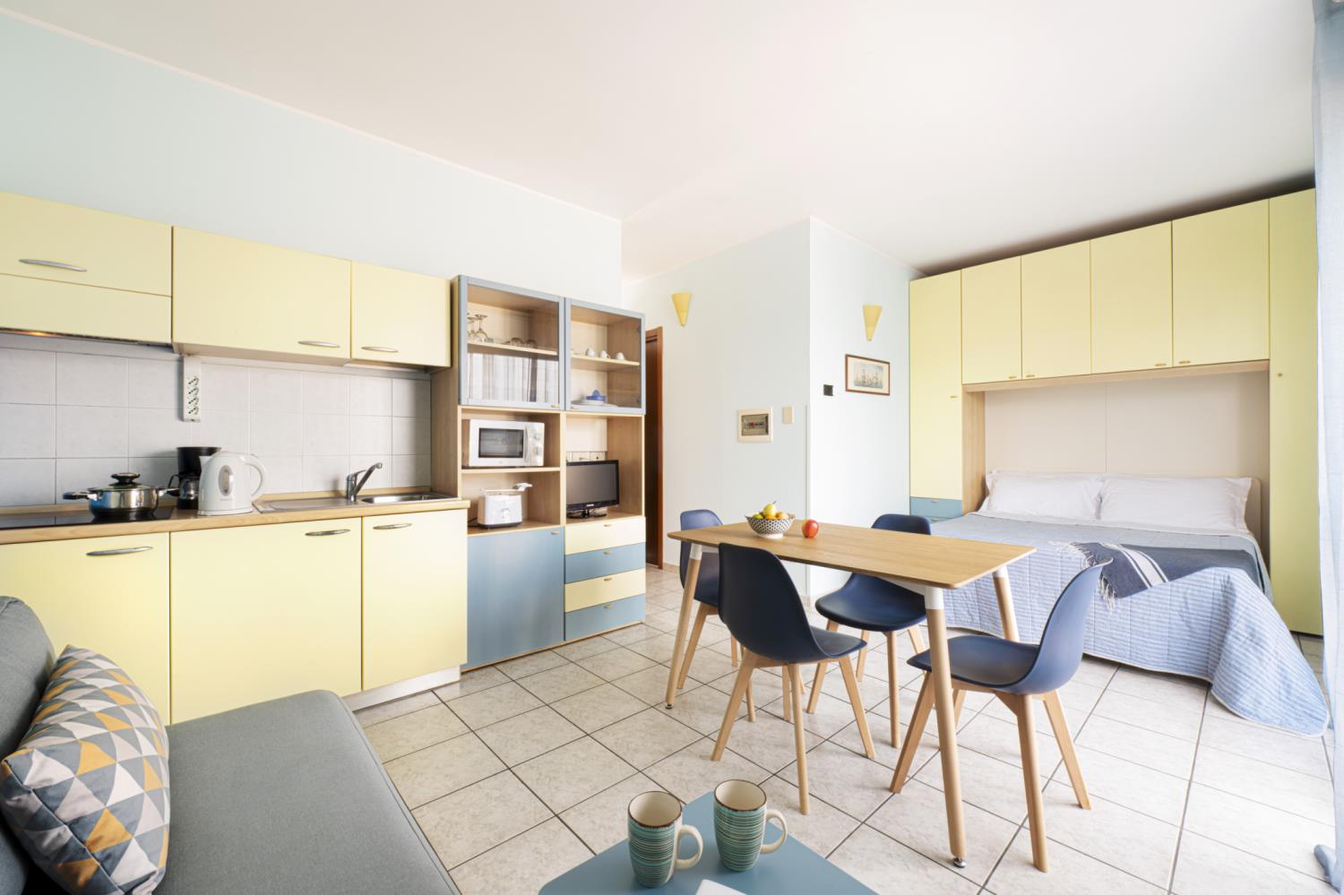 Bilocale 6 with balcony/terrace