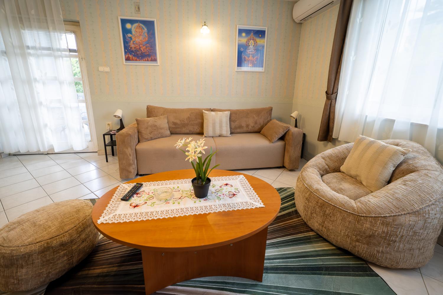 Pine Wood Apartment 5