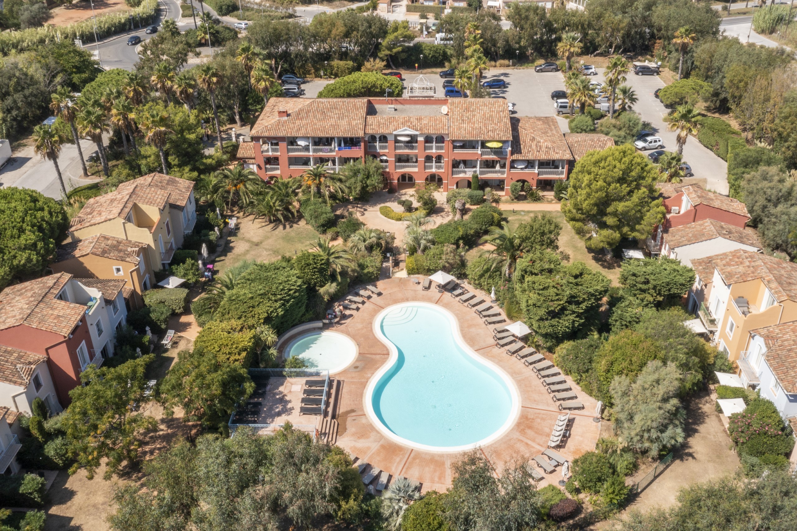 Le Hameau de la Pinede Studio 5p R