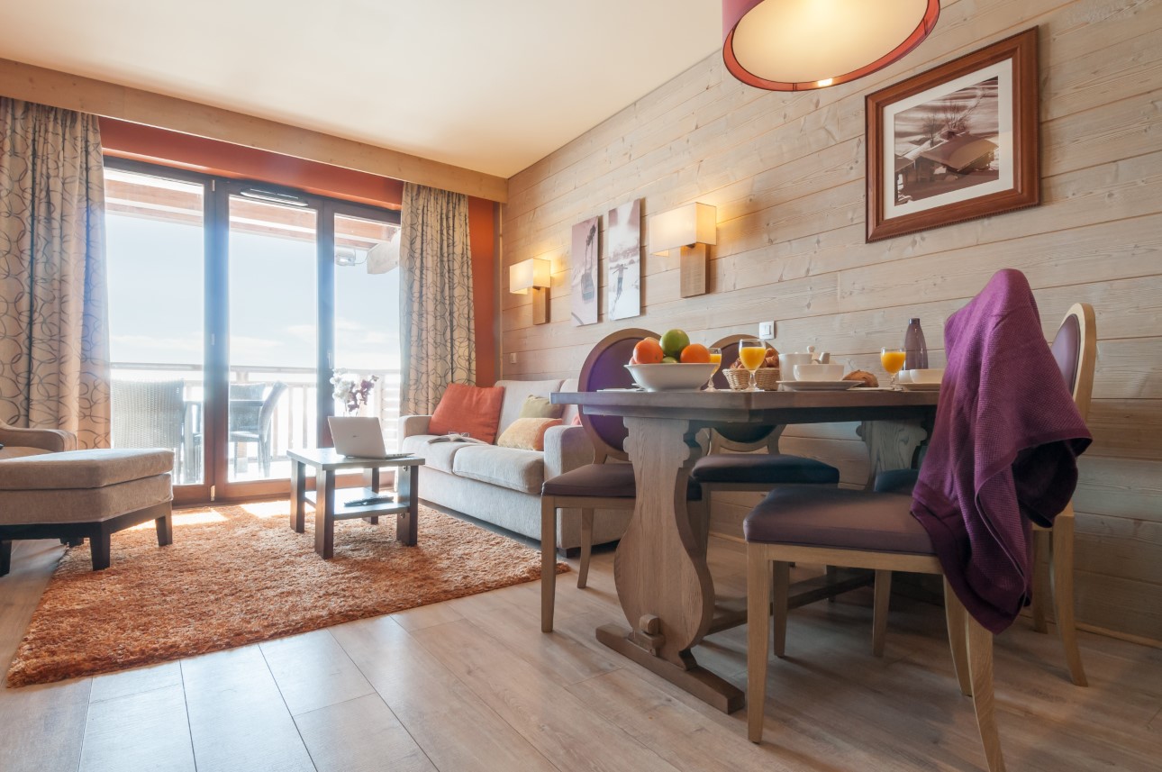 L'Amara 2p4p Balcony