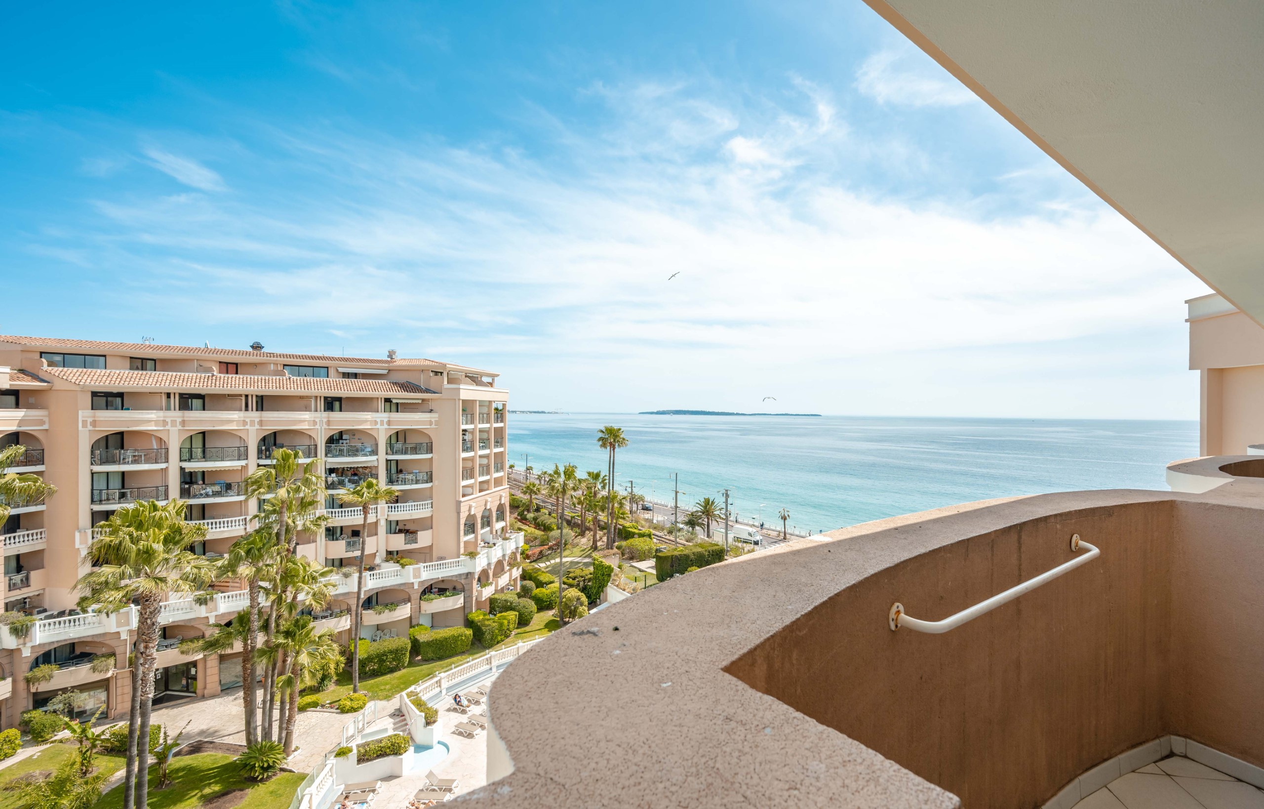 Cannes Verrerie 2p7p Sea View