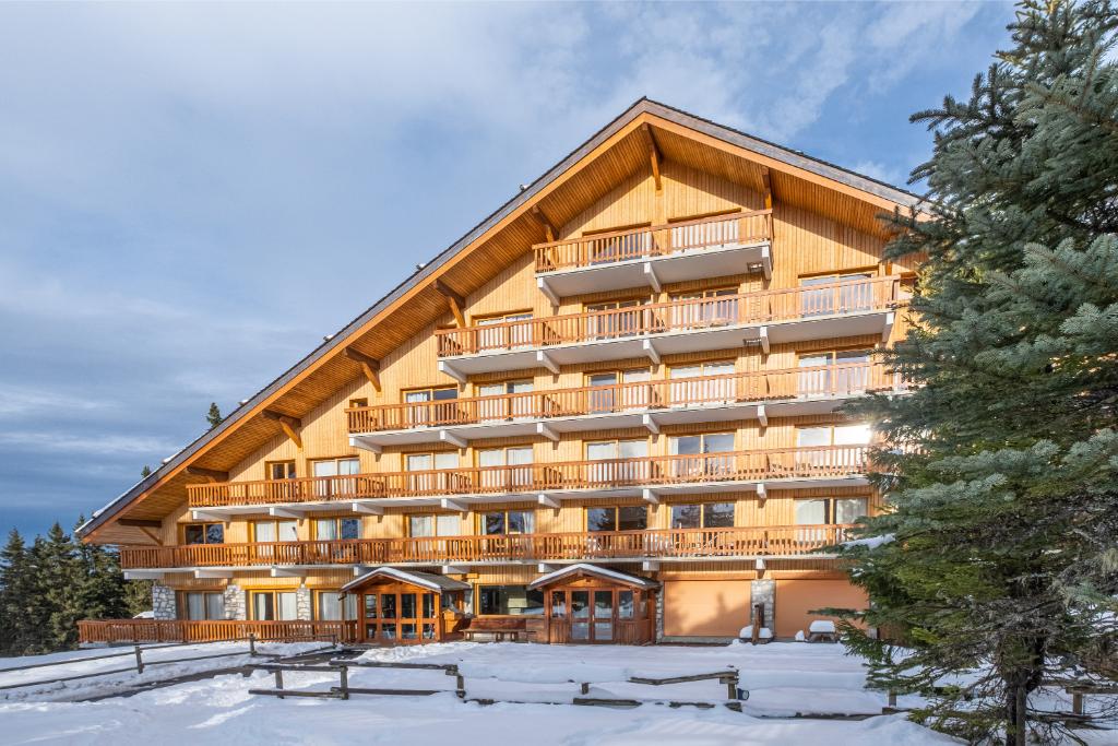 Le Golf 7p, Meribel