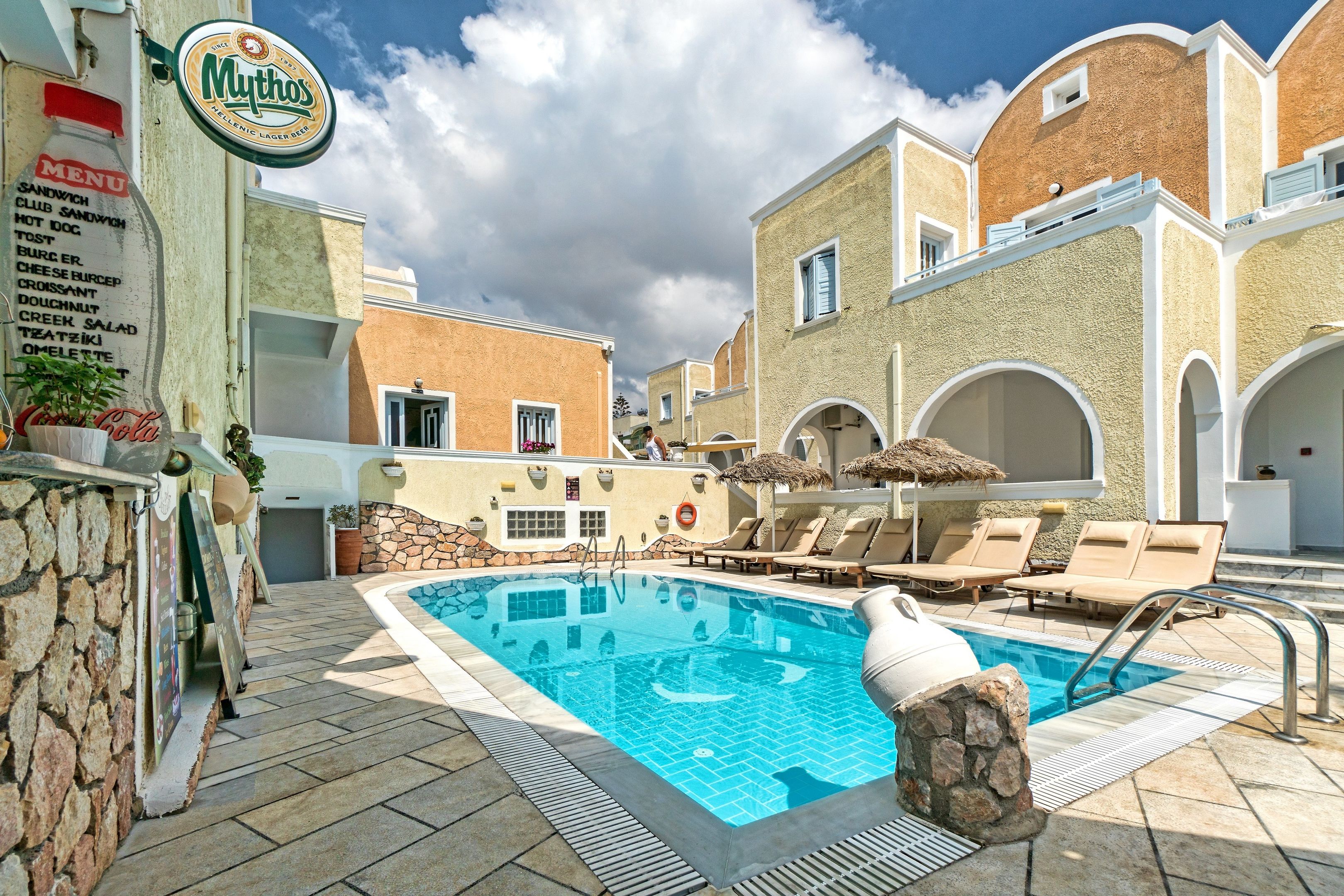 Sellada Apartments, Kamari