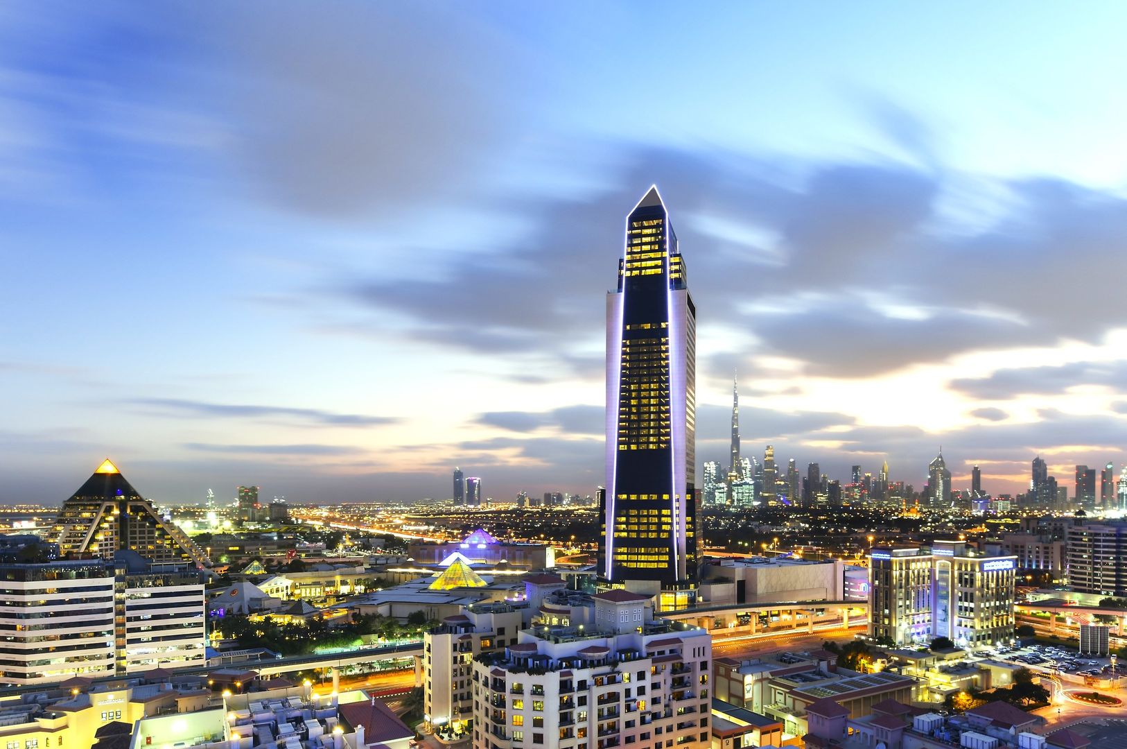 Sofitel Dubai The Obelisk, Dubai