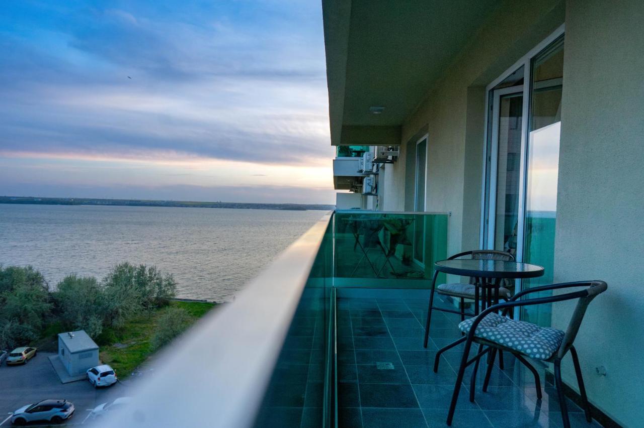 Sunny Suites Apartments, Malem