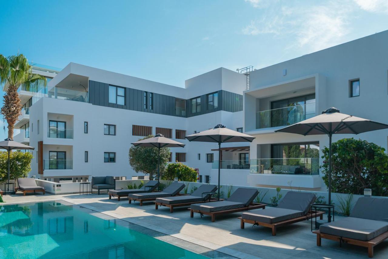 Silver Park, Paphos