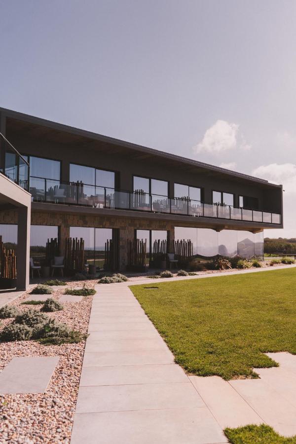 Santa Cruz Movement & Nature House, Silveira
