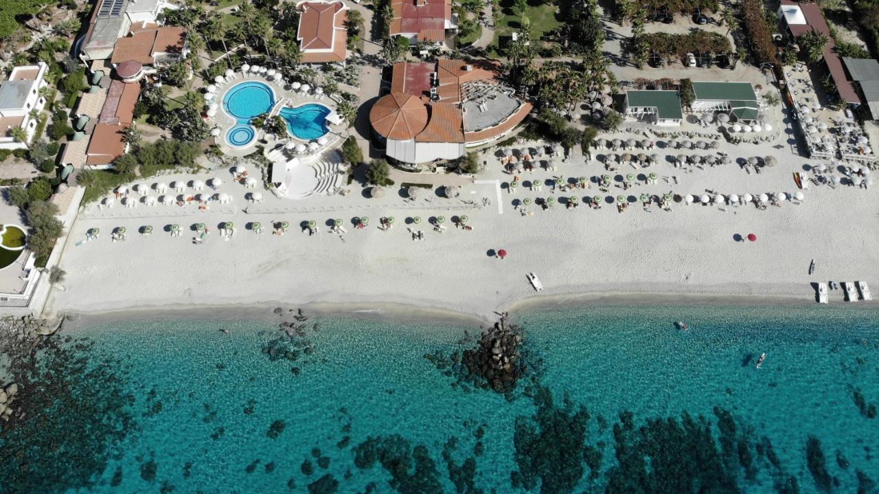 Hotel Villaggio Pineta Petto Bianco, Capo Vaticaan