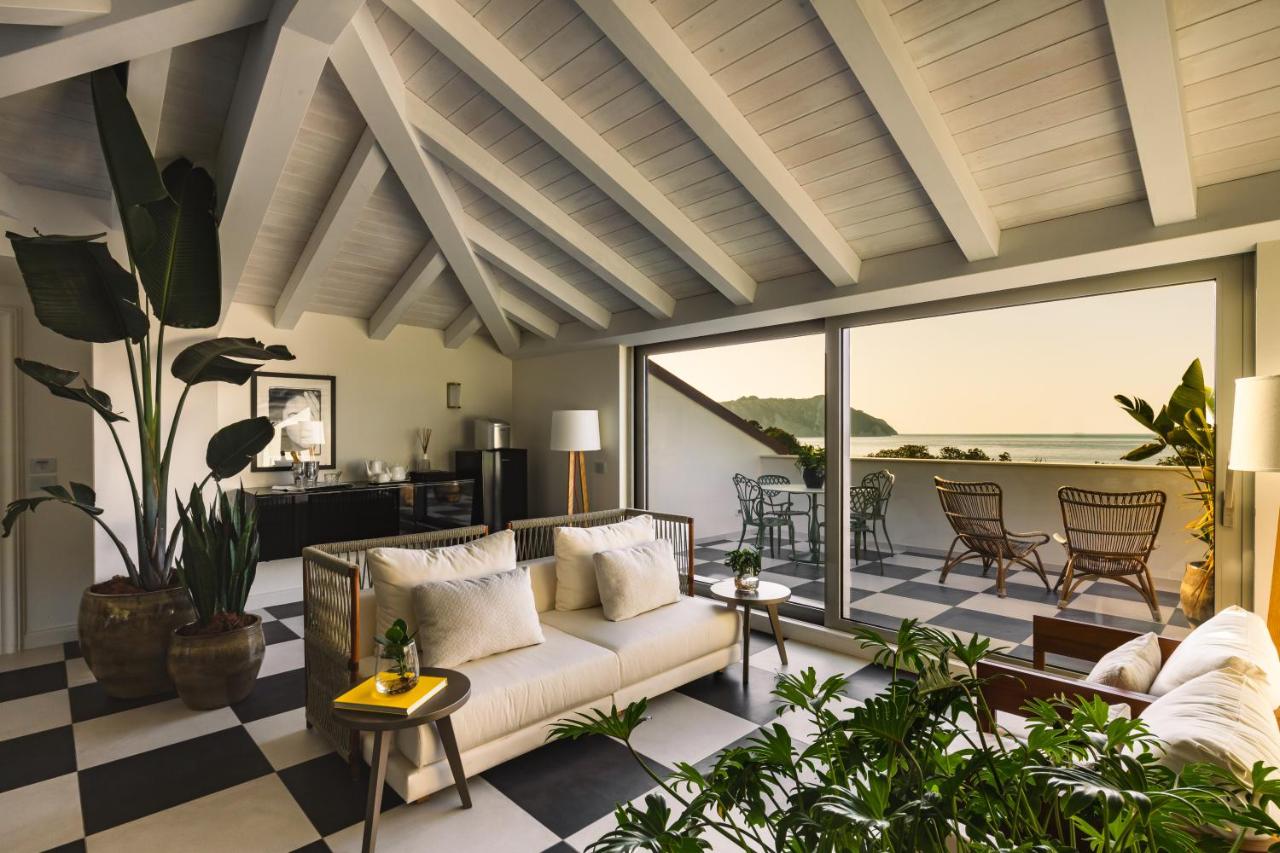 Seebay Hotel, Portonovo