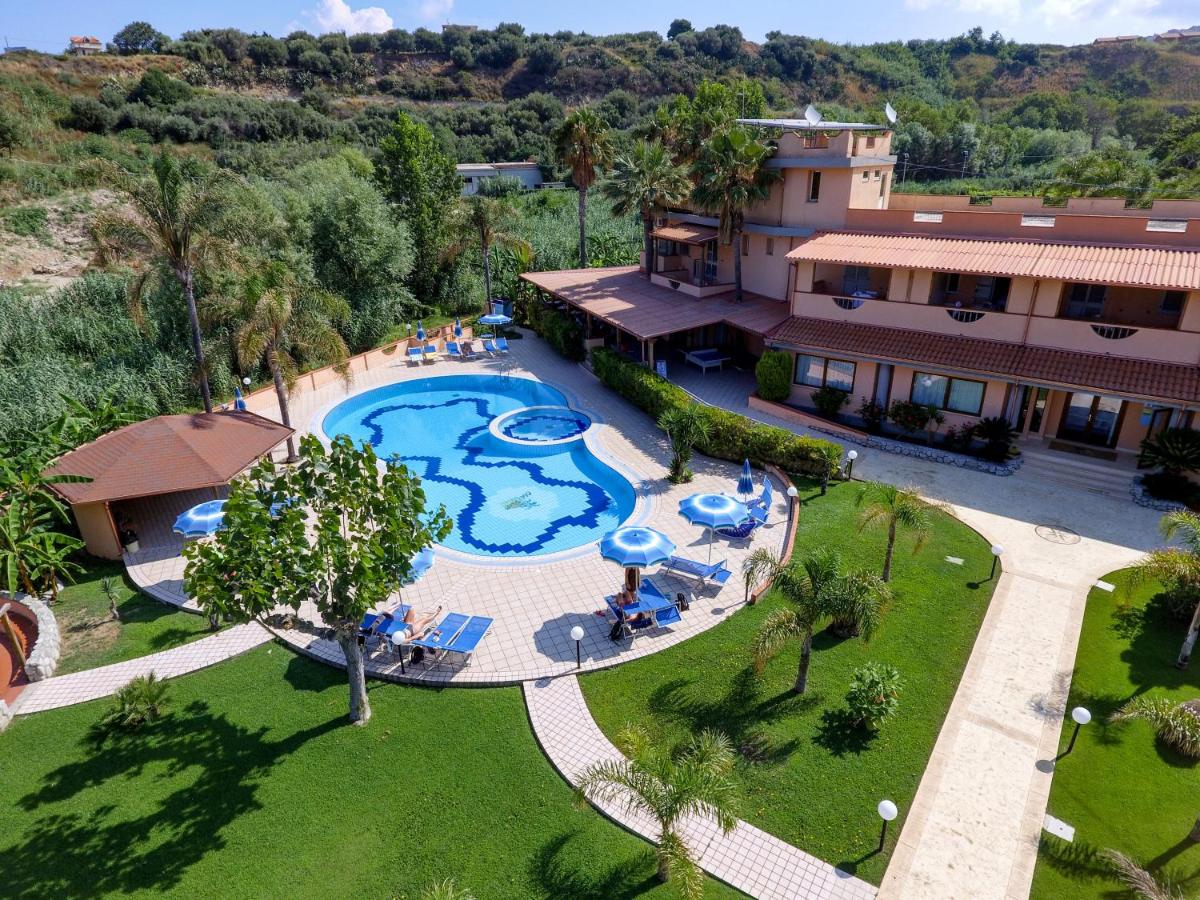 Hotel Villaggio Old River, Capo Vaticaan