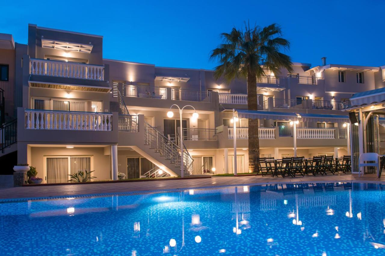 Theoni Apartment