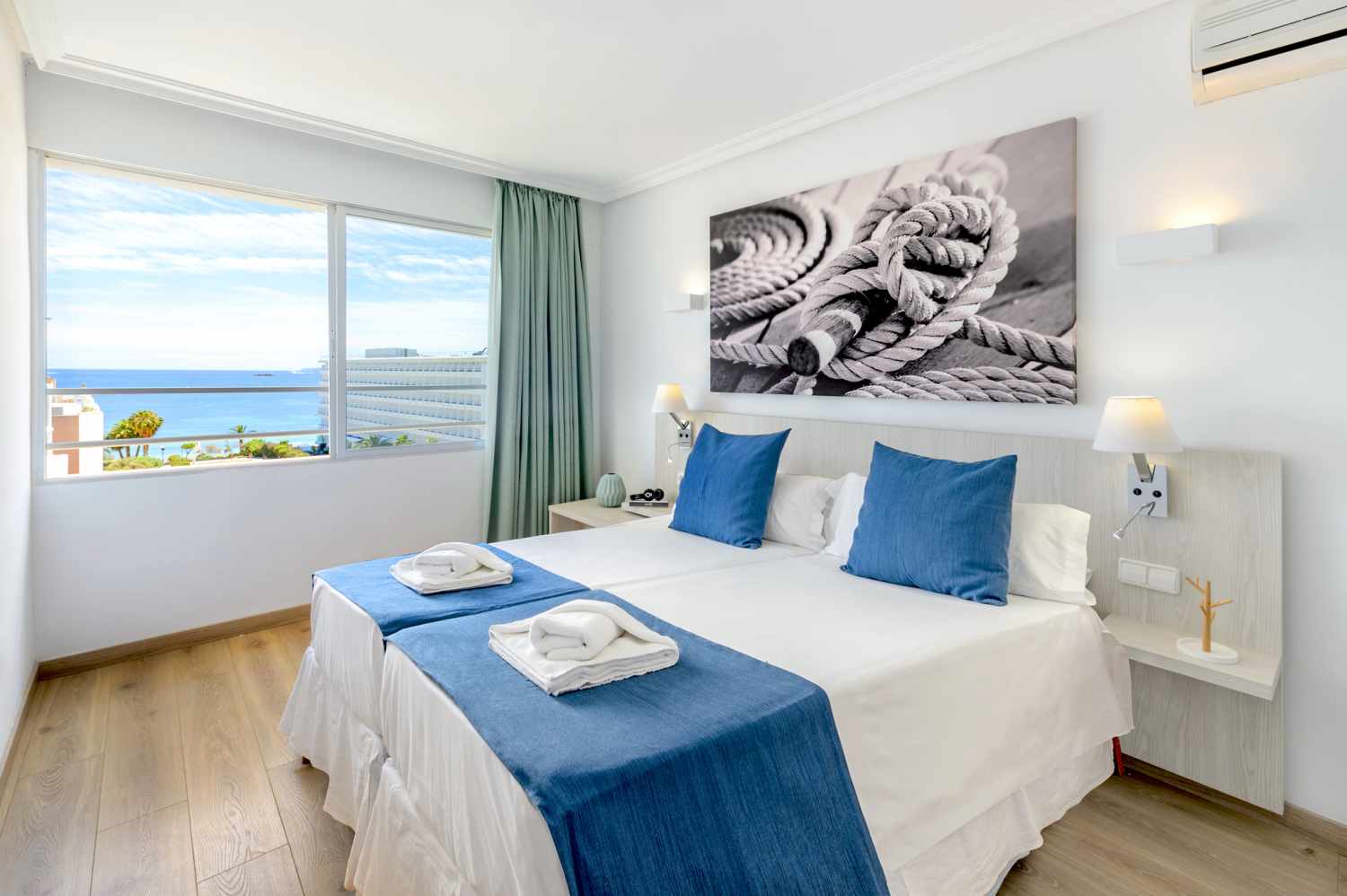 Apartamentos Vibra Tivoli, Playa d'en Bossa
