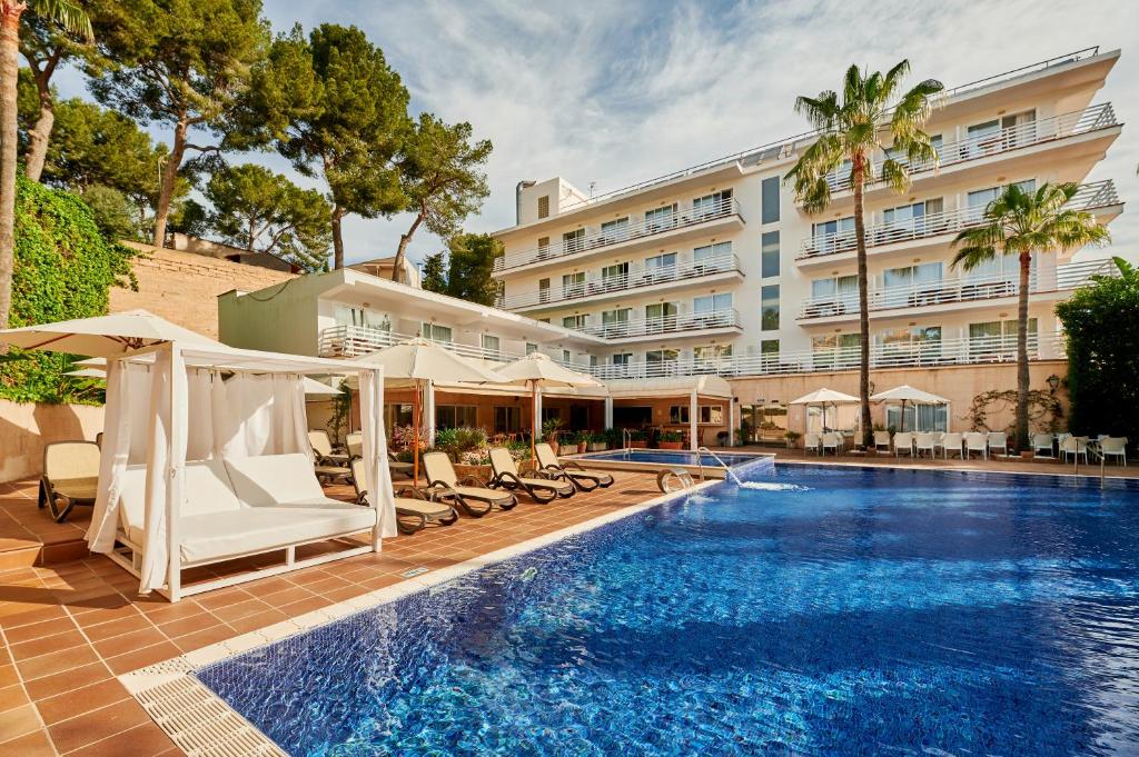 Hotel ROC Oberoy, Paguera