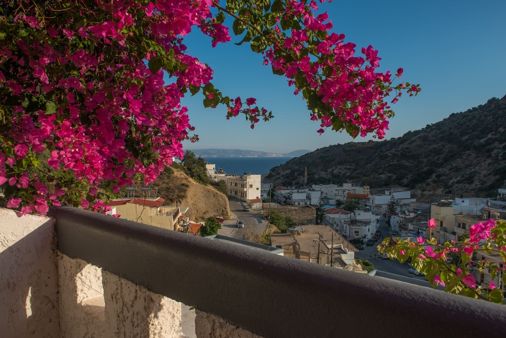 Fevro, Agia Galini