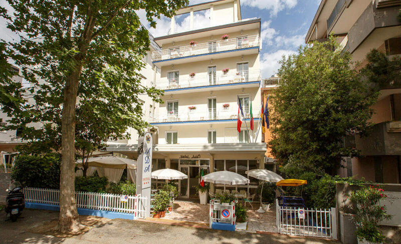 Ada Suites, Lecce