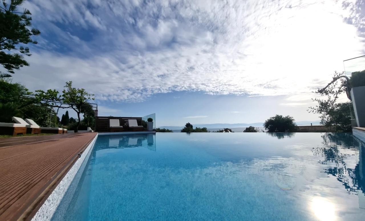 Bella Vista Hotel & Studios, Benitses