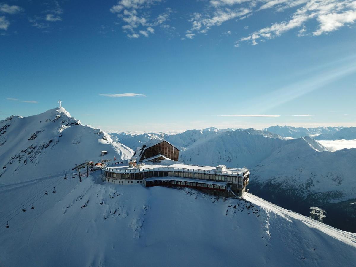 Glacier Hotel Grawand, Kurzras
